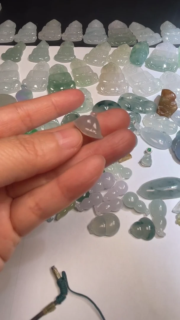 颈饰未镶嵌翡翠天然緬甸翡翠A貨