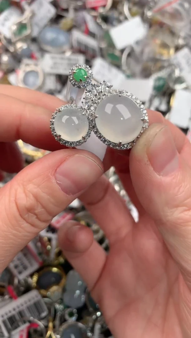 银S925镶嵌戒指翡翠999              4