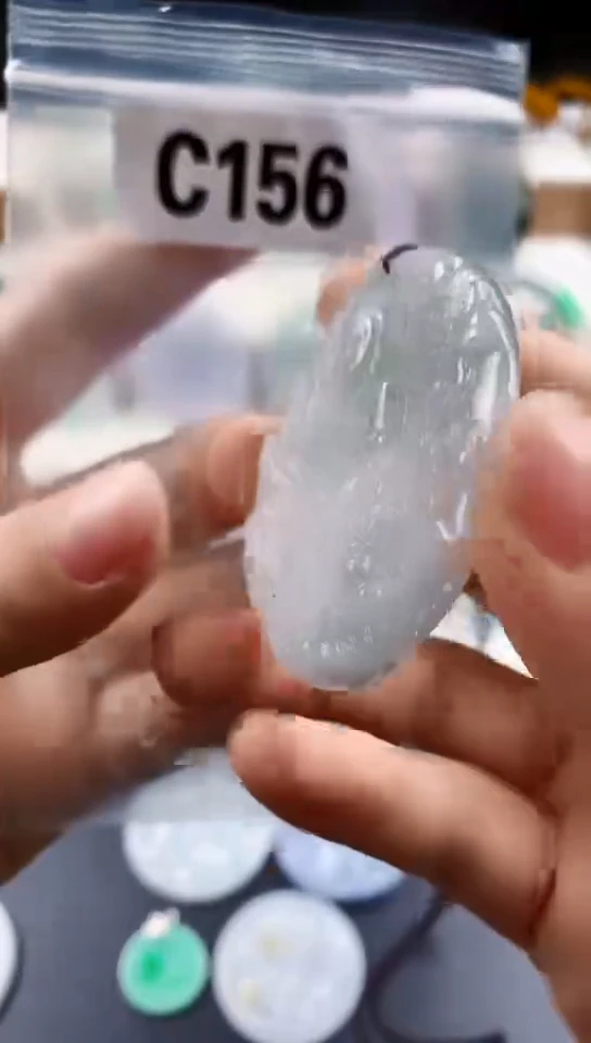 颈饰未镶嵌翡翠天然翡翠吊坠挂件