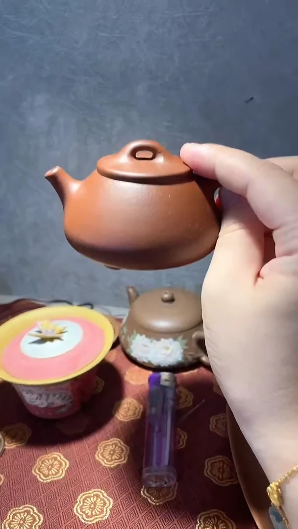 茶壶紫砂光素小石瓢壶