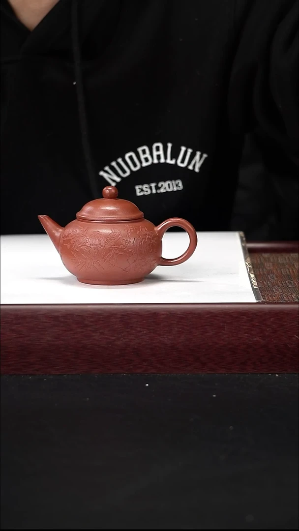 茶壶紫砂刻绘朱泥水平