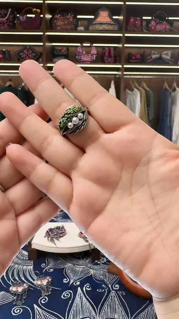 织绣22黔东南苗族刺绣