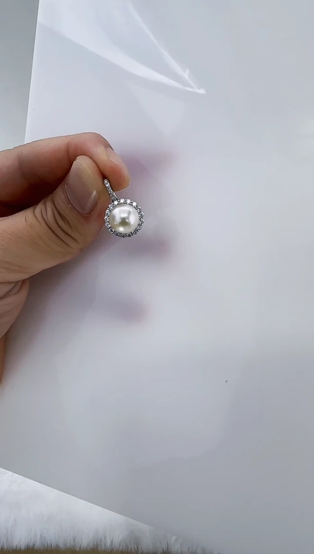 银S925镶嵌淡水珍珠DA曼塔珍珠吊坠9-10 b498