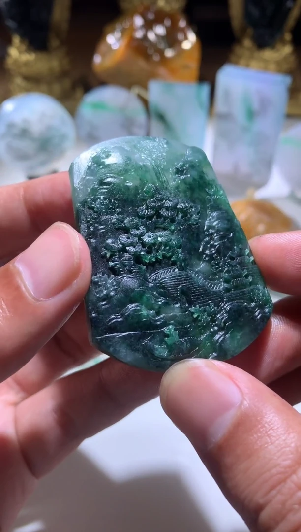 【闪购商品】定制翡翠未镶嵌山水牌