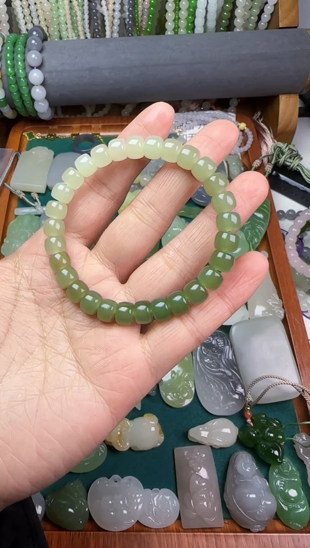 【闪购商品】和田玉无未镶嵌渐变手串