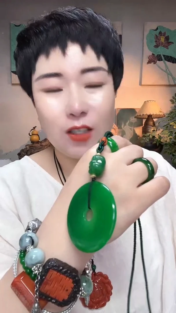 吊坠(赠链)合金翡翠051