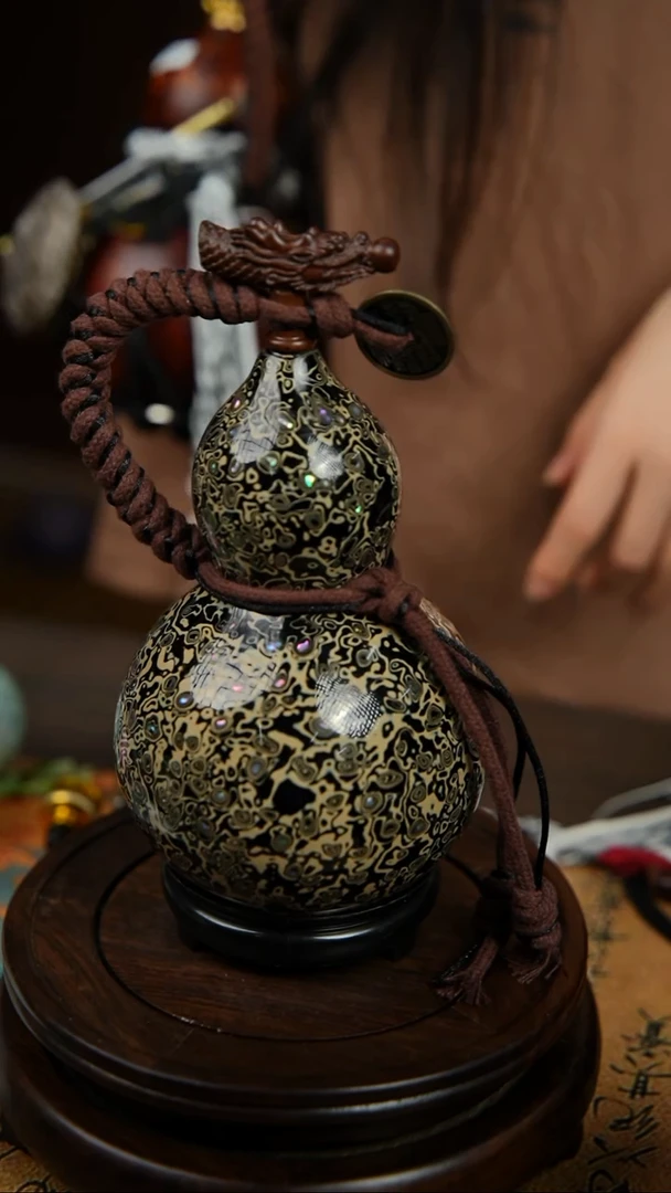 329号500ml左右非遗大漆酒葫芦