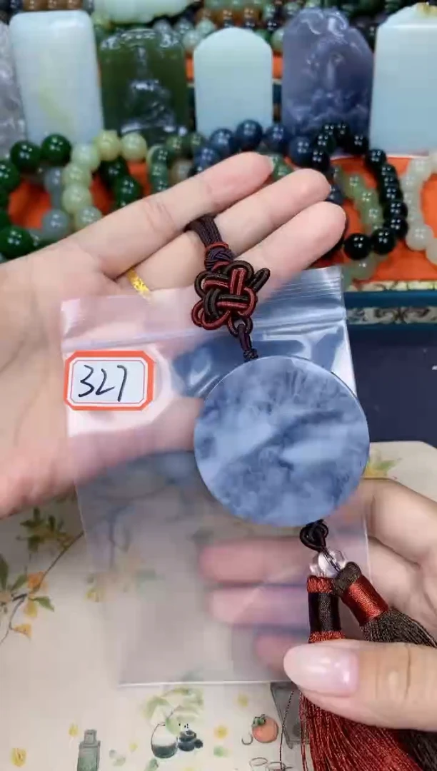 和田玉未镶嵌颈饰和田玉