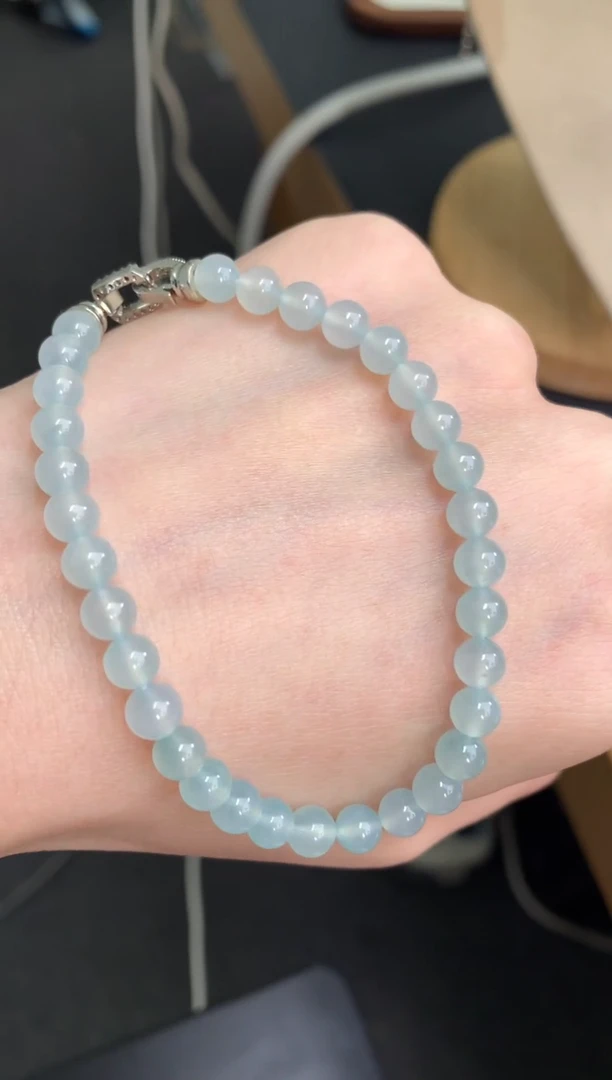 未镶嵌定制翡翠手串