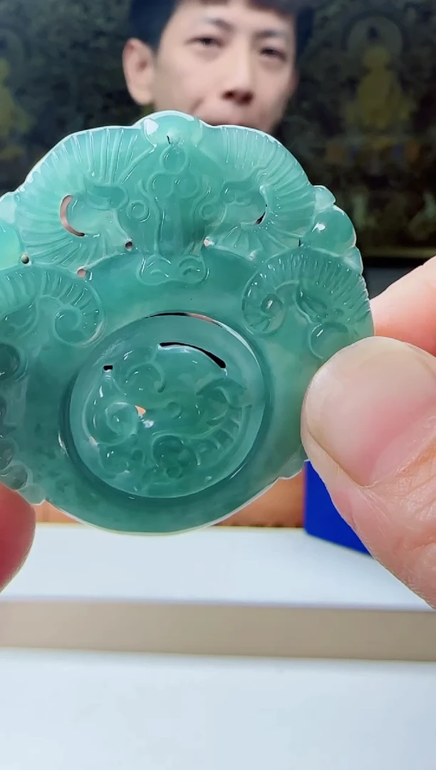 【闪购商品】翡翠颈饰未镶嵌多样性随机发其一