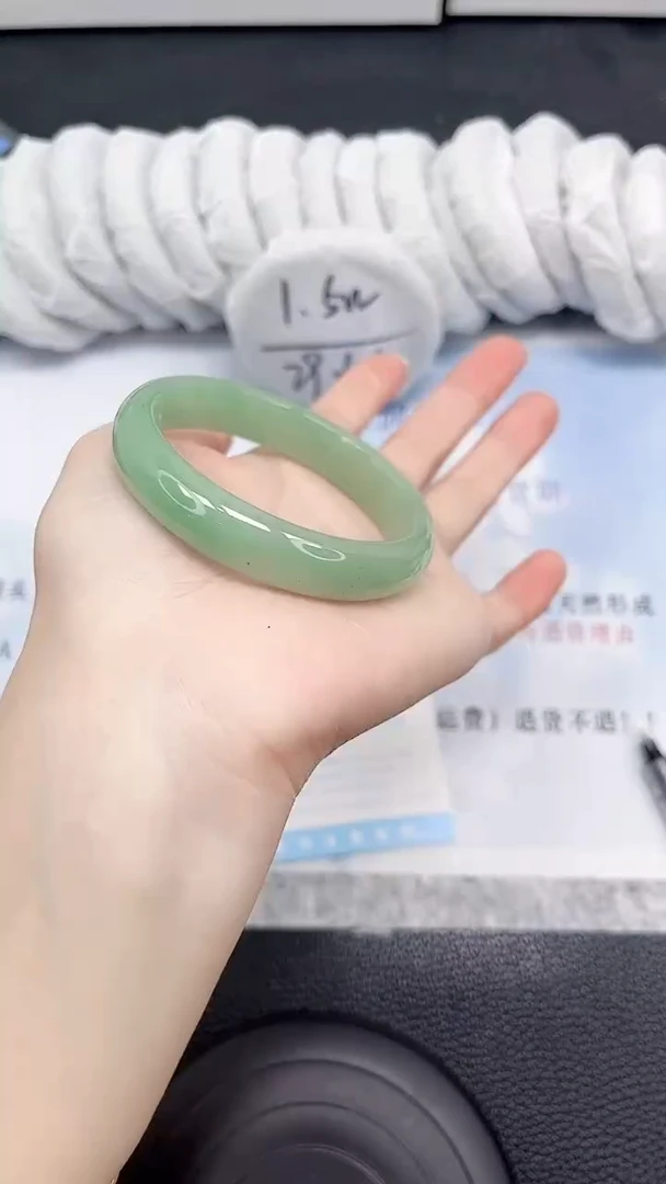 石英质玉手镯未镶嵌93-54.3