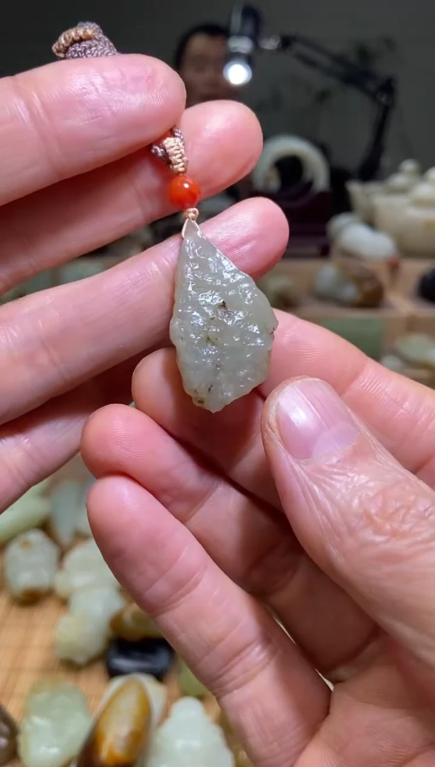 未镶嵌和田玉挂件利*德新疆和田玉戈壁料挂件