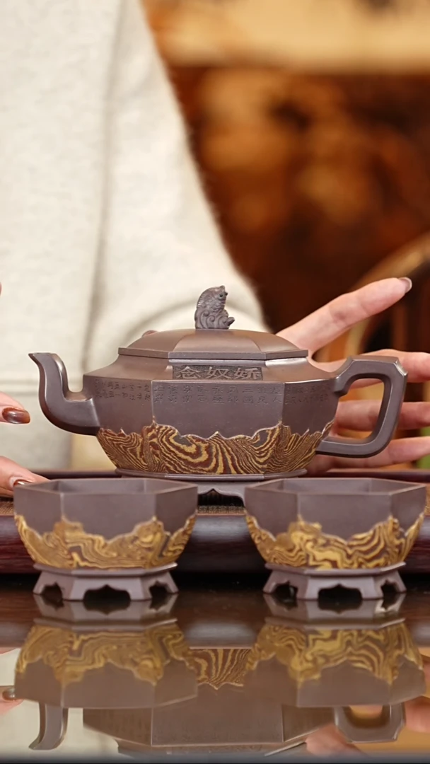 茶壶紫砂【李昌鸿】天青六方鱼乐套组     500CC