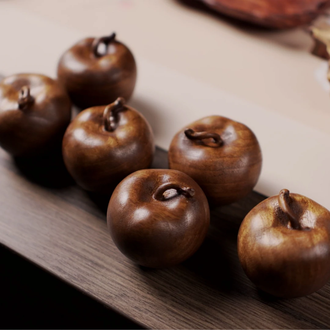 “平平安安”香樟木苹果家具客厅装饰工艺品