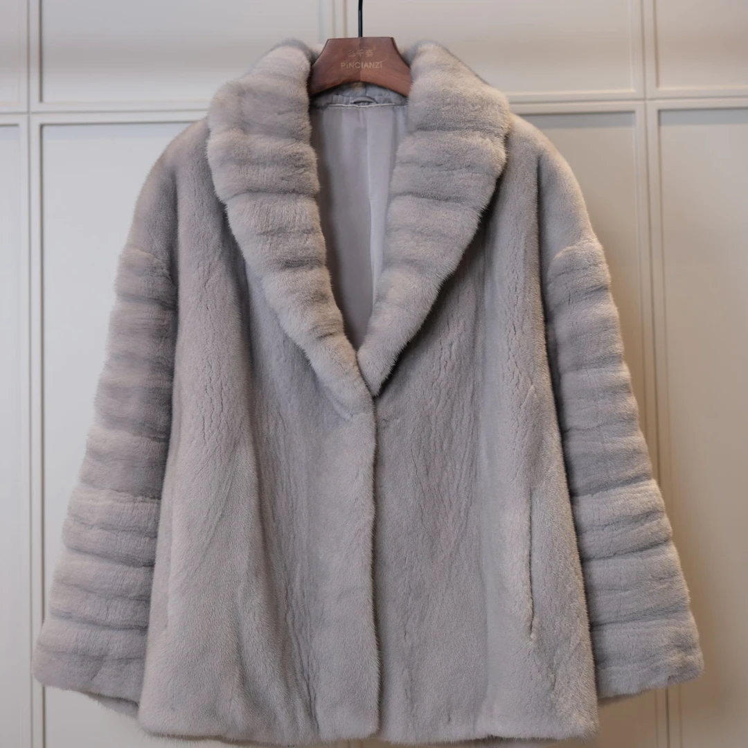 品千姿 高端蓝宝石青果领水貂裘皮抽刀小母貂1032