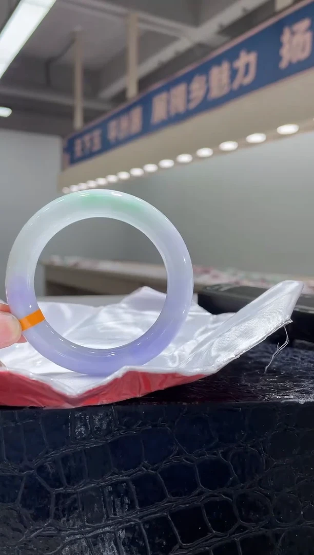 未镶嵌手镯翡翠手镯2