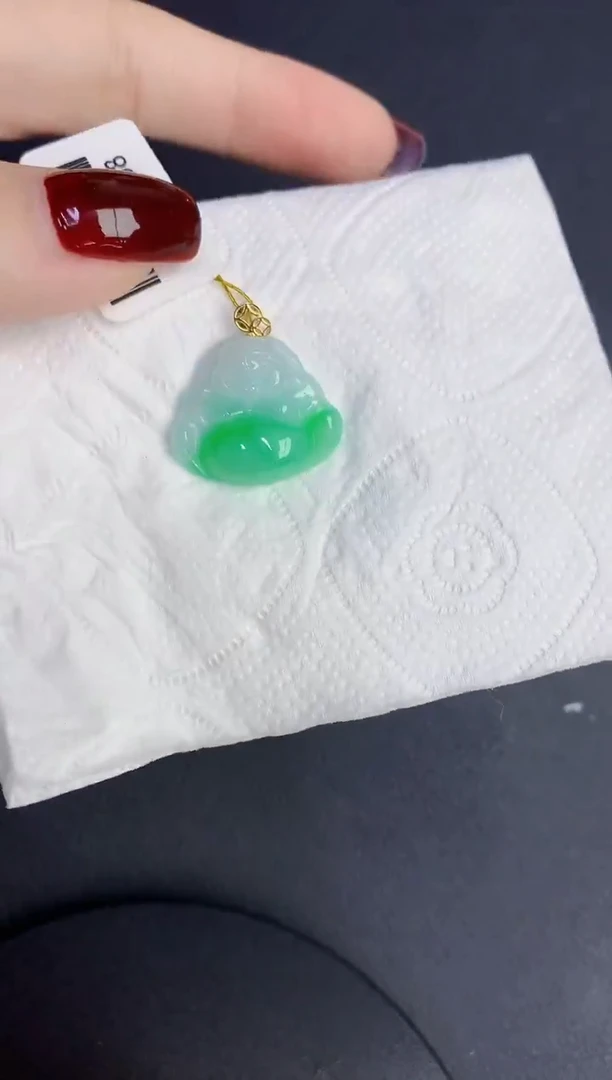 颈饰18K金镶嵌翡翠缅甸天然翡翠a货