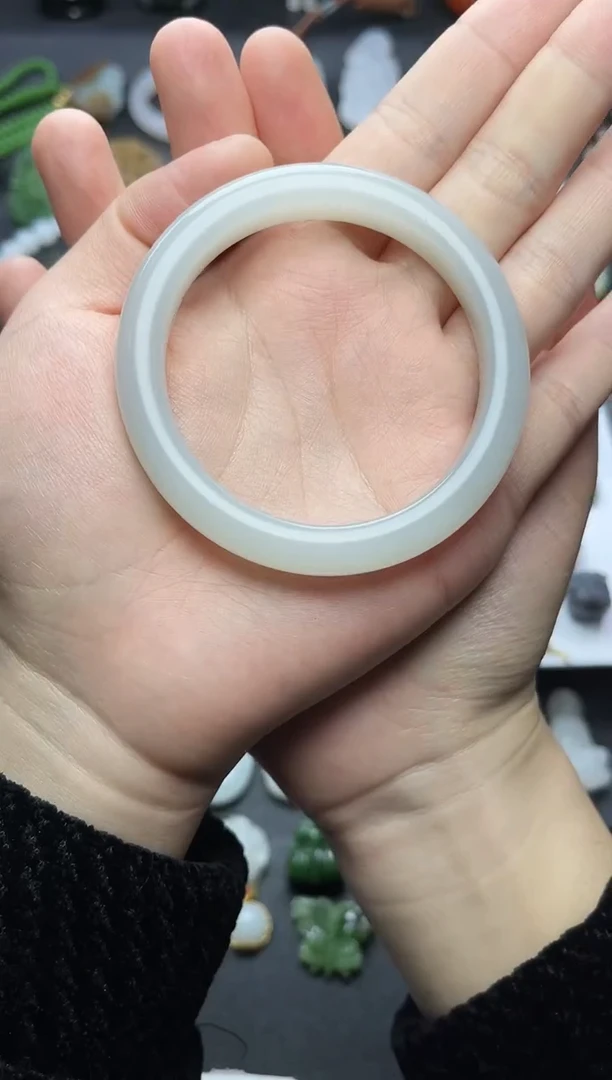 未镶嵌手镯和田玉57+圈口 06