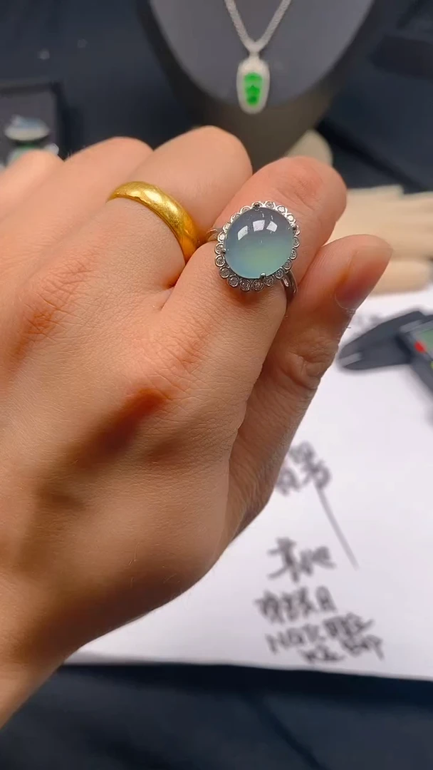 【闪购商品】翡翠戒指未镶嵌天然A货玉石随机多样性发货