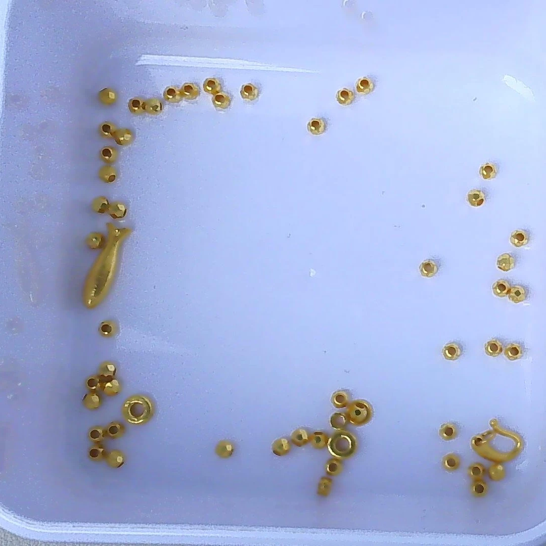 黄金足金小金 豆