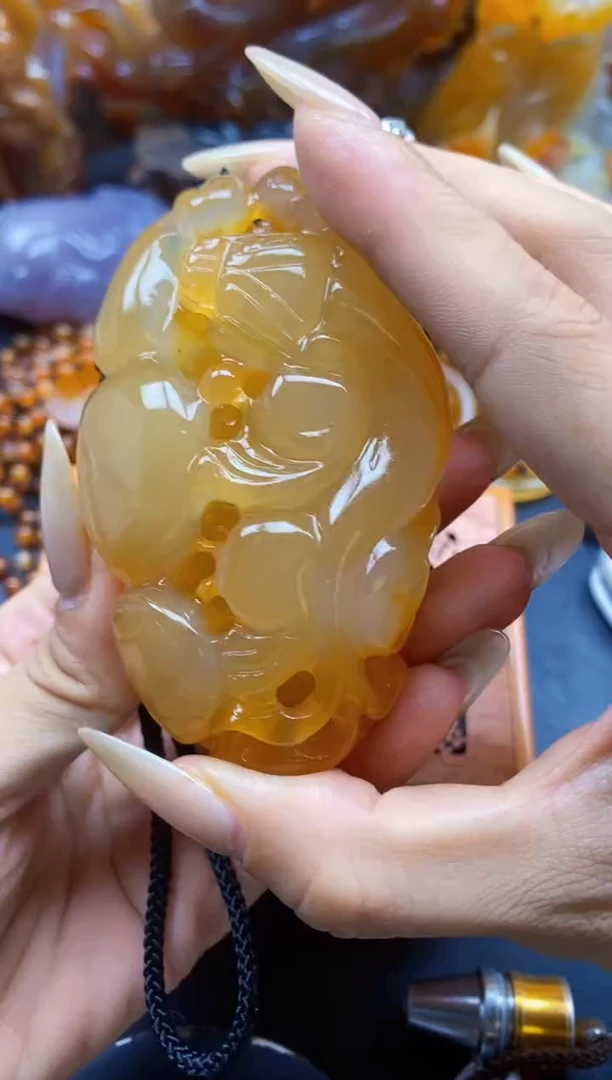 玛瑙/玉髓挂件未镶嵌ll