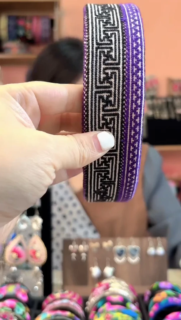 织绣艺枝独绣手工饰品286