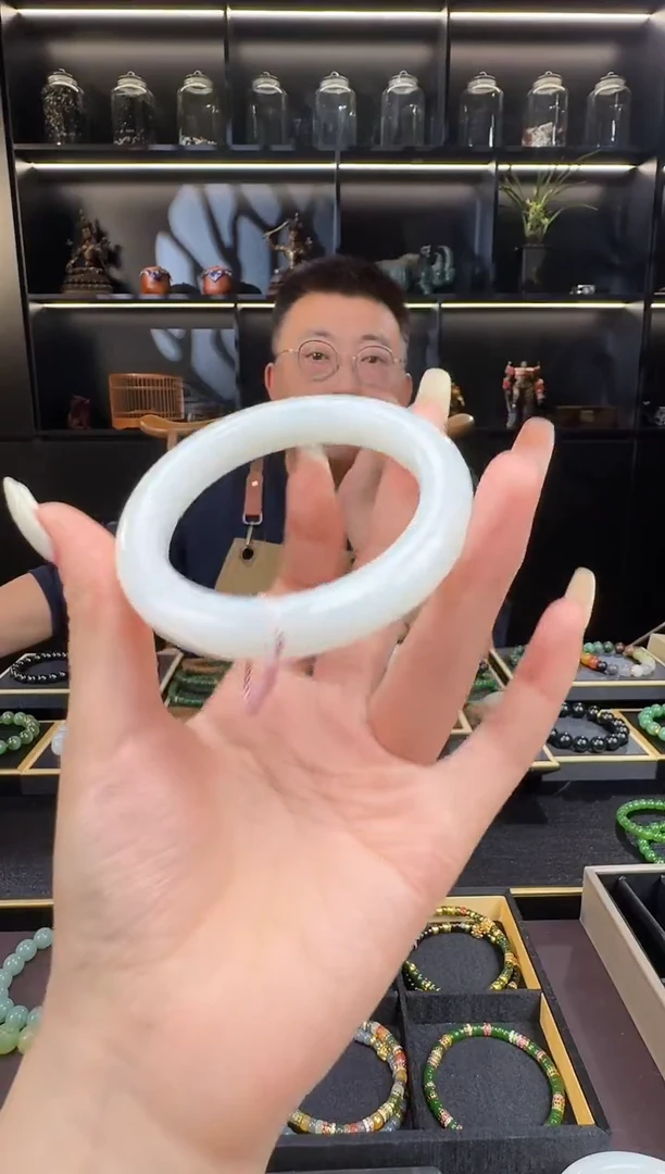 颈饰未镶嵌和田玉山流水手镯60mm