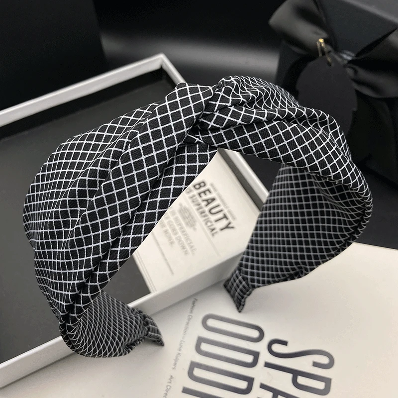 新款布艺发饰气质发箍百搭发卡发饰简约头箍宽边外出复古时尚高档