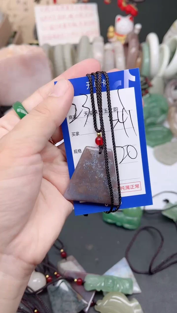 未镶嵌手镯石英质玉341