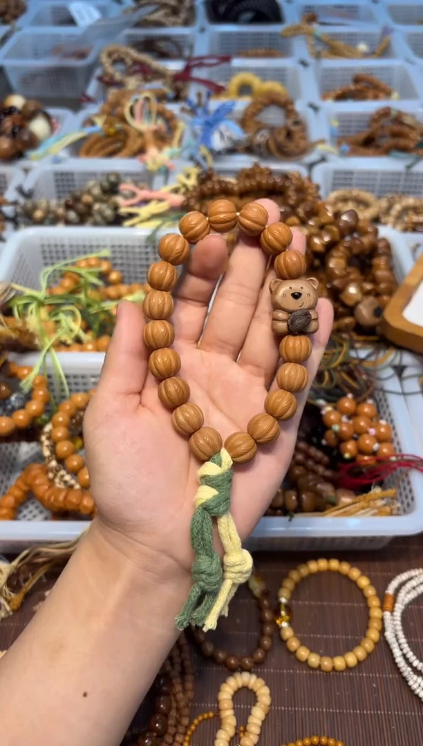 吊坠白玉菩提猴头丝瓜酥手持