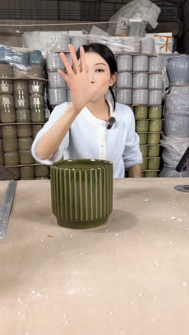 【闪购商品】陶瓷条纹祖母绿15x14