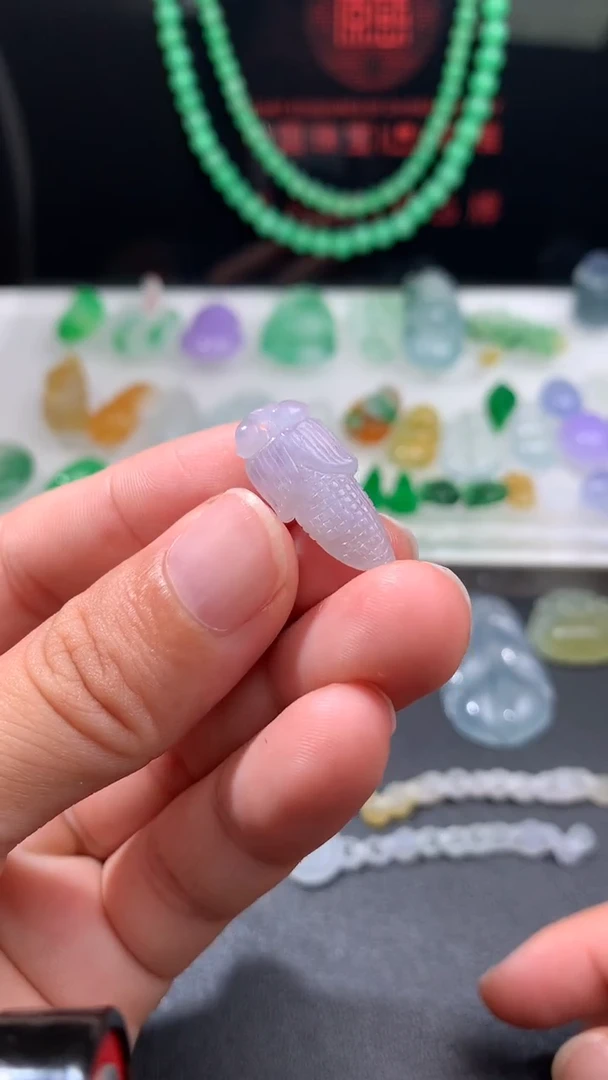未镶嵌定制翡翠