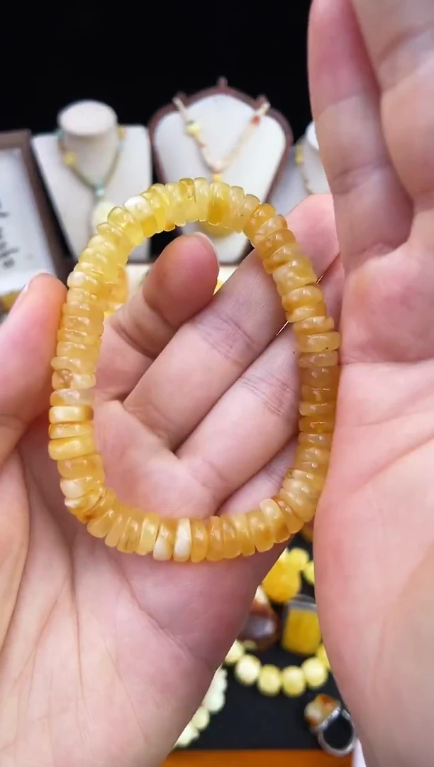 琥珀未镶嵌珠宝奇石柒月