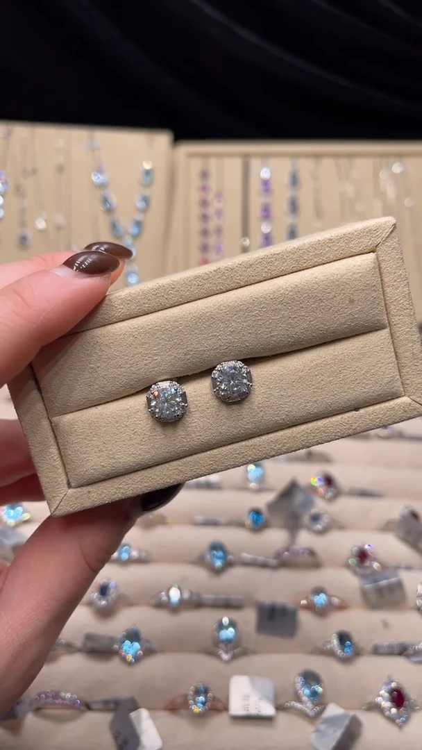 纯铜925银合成碳硅石莫桑钻耳钉