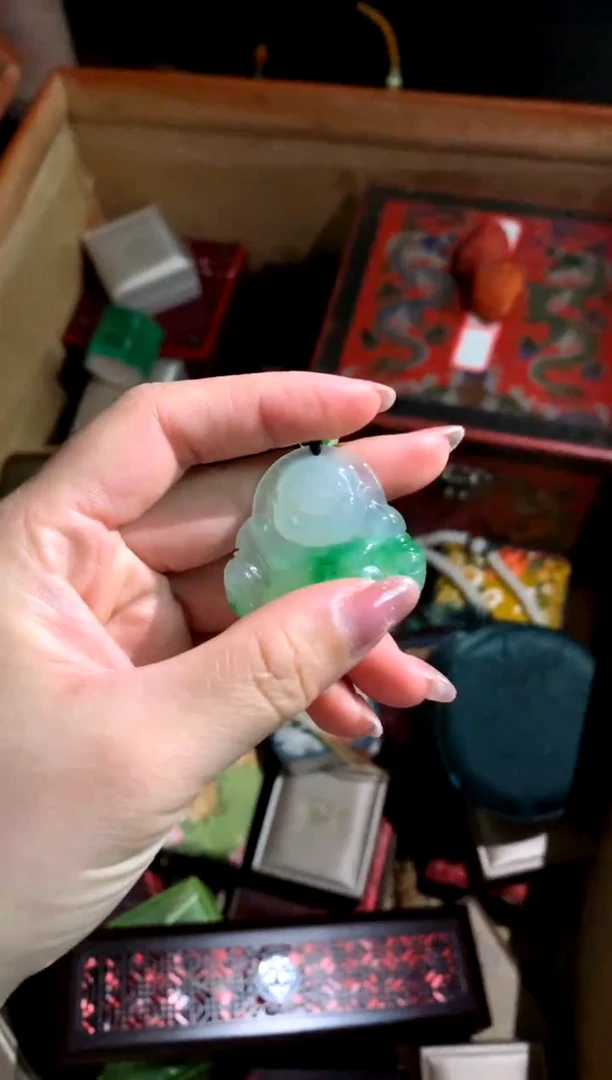 颈饰未镶嵌翡翠润玉潭精品专属摆件