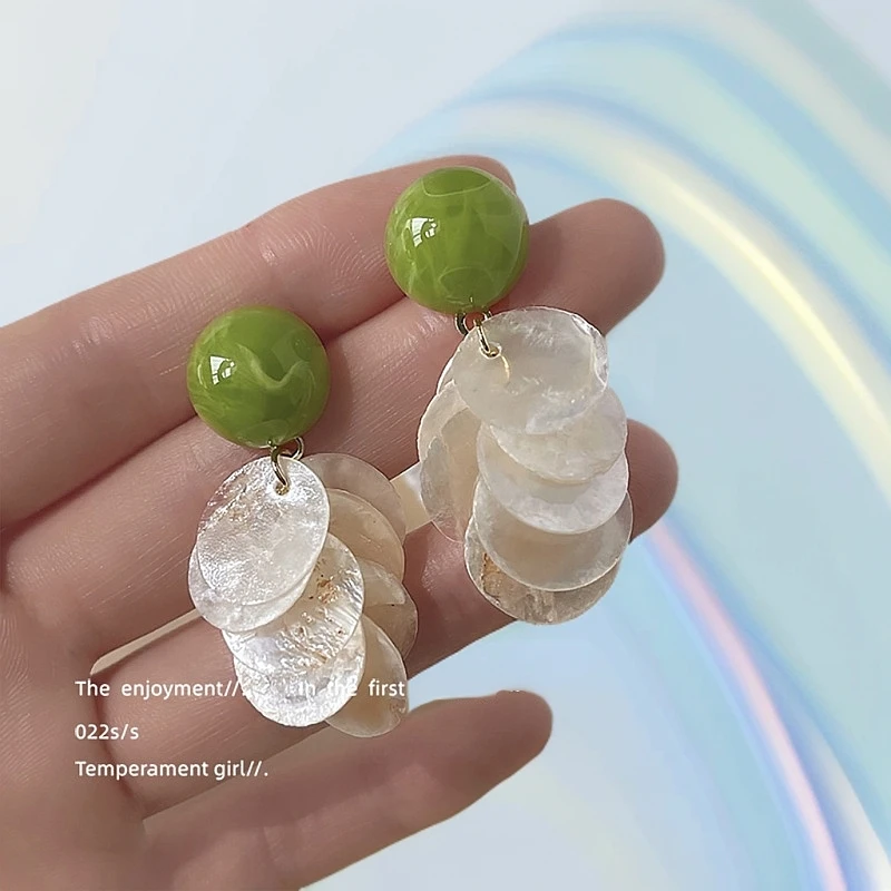 合金耳饰 清新牛油果绿色耳钉适合春天耳饰时尚百搭耳坠气质耳环