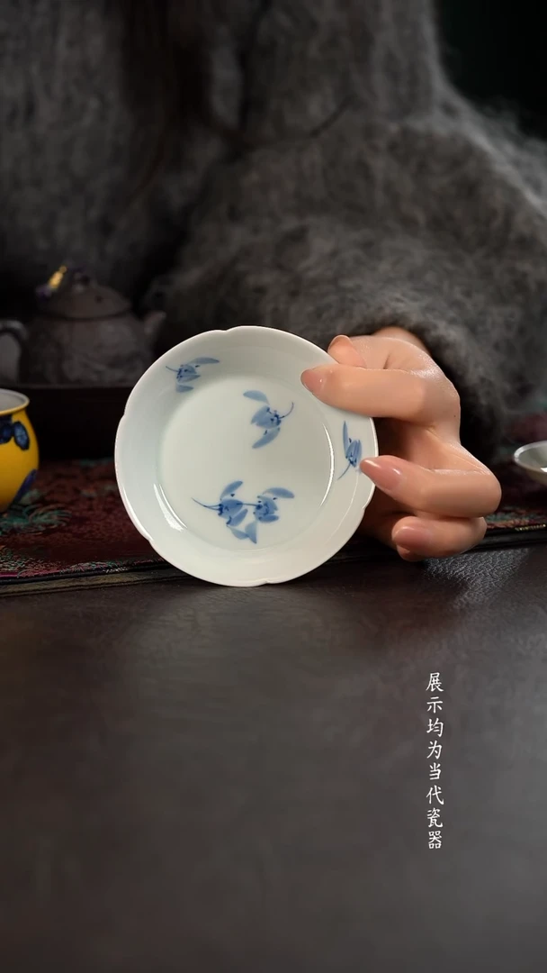 厚力煊兰花头花口小杯垫 随机