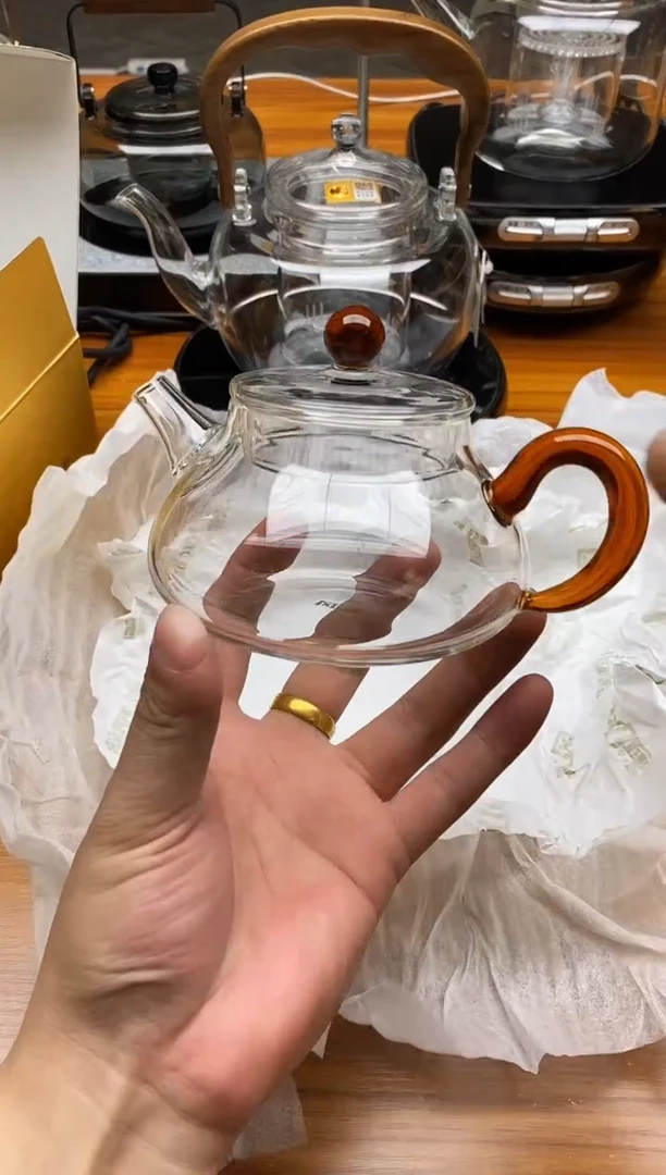 【闪购商品】风谜喜乐壶琥珀色