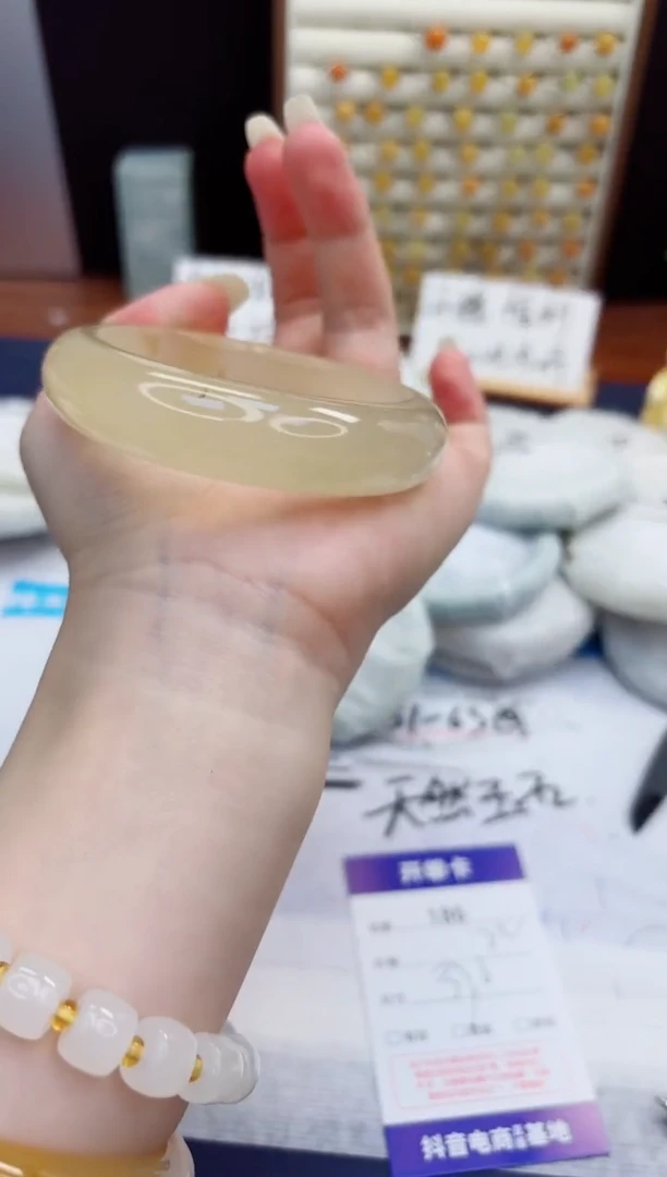 未镶嵌手镯石英质玉186-财气镯-圈口57