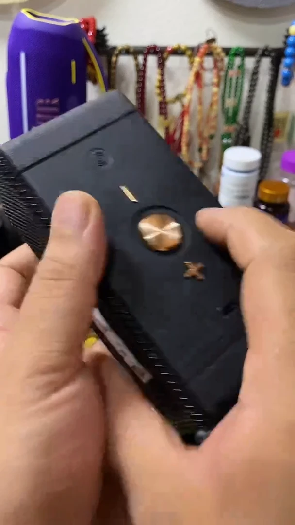 瓷片闪购商品 如图所示