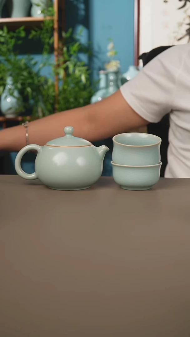 不开片西施壶加开片俩杯