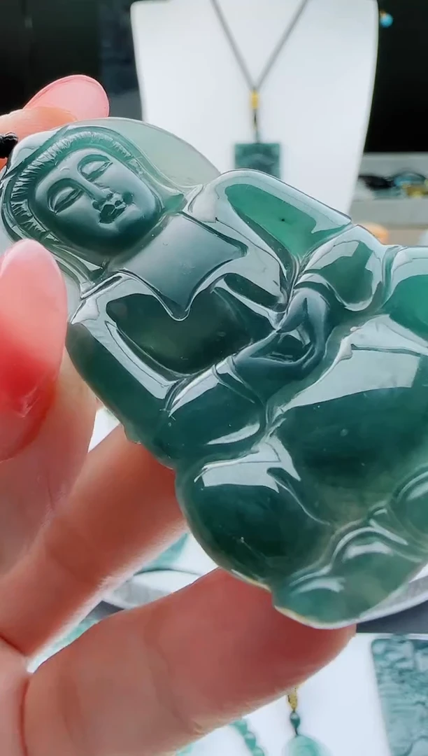 【闪购商品】翡翠颈饰未镶嵌多样性随机一件发货