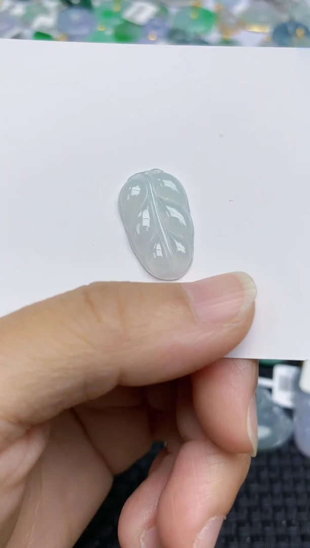翡翠未镶嵌颈饰天然缅甸A货翡翠百元以上9元证书费自理