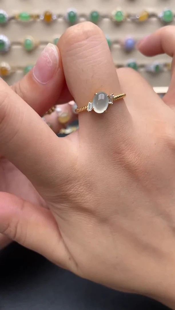 银S925镶嵌戒指翡翠一物一证一礼盒