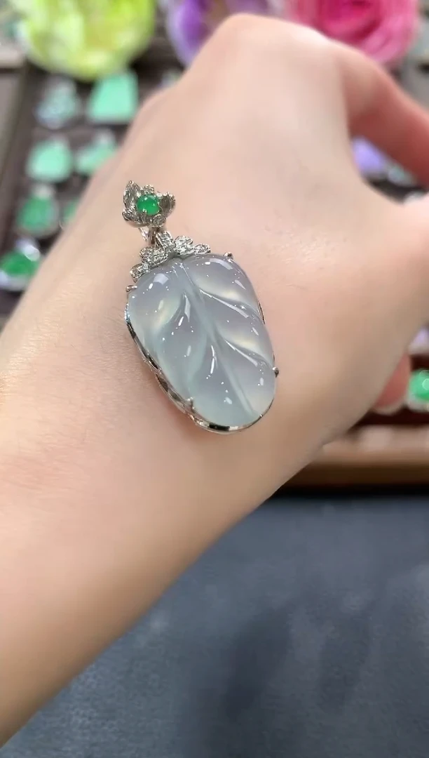 吊坠(不含链)18K金镶嵌翡翠a55