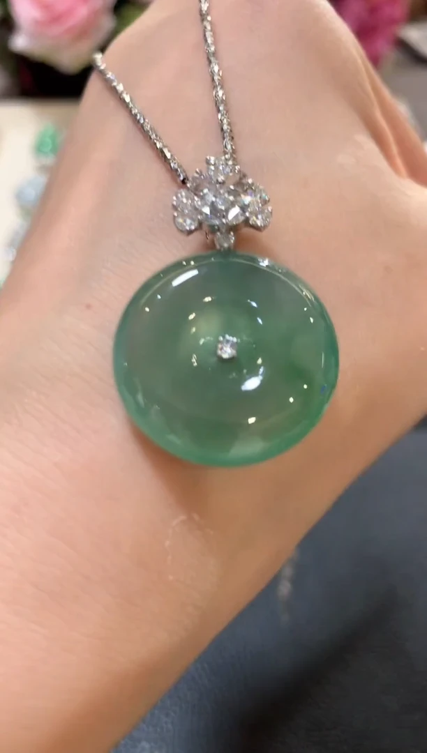 吊坠(不含链)18K金镶嵌翡翠z193