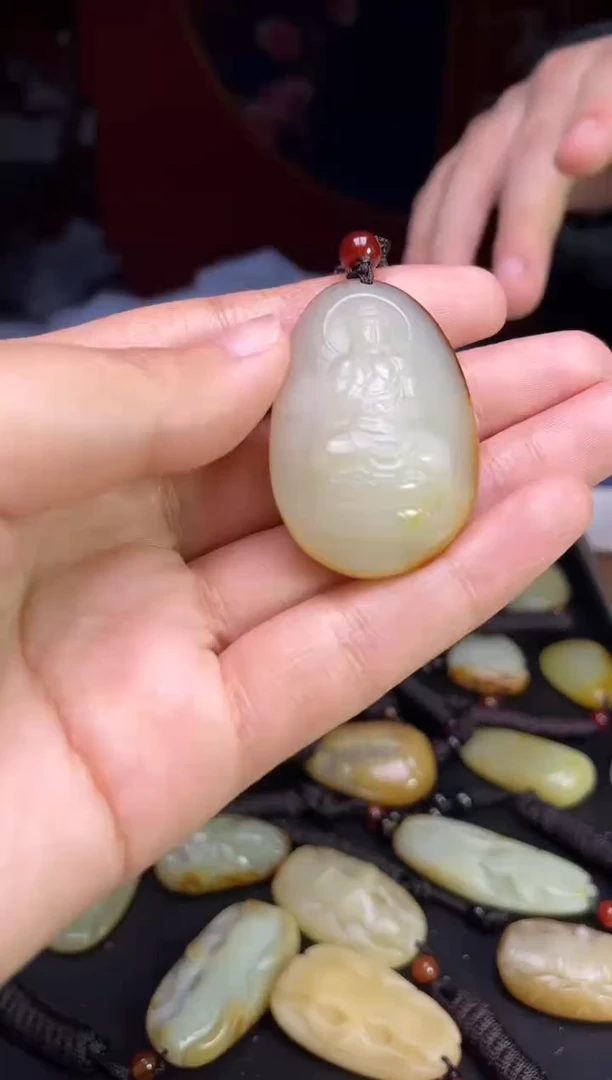 颈饰未镶嵌和田玉23