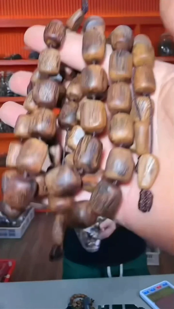 沉香手串a50号瘤疤多样性发一