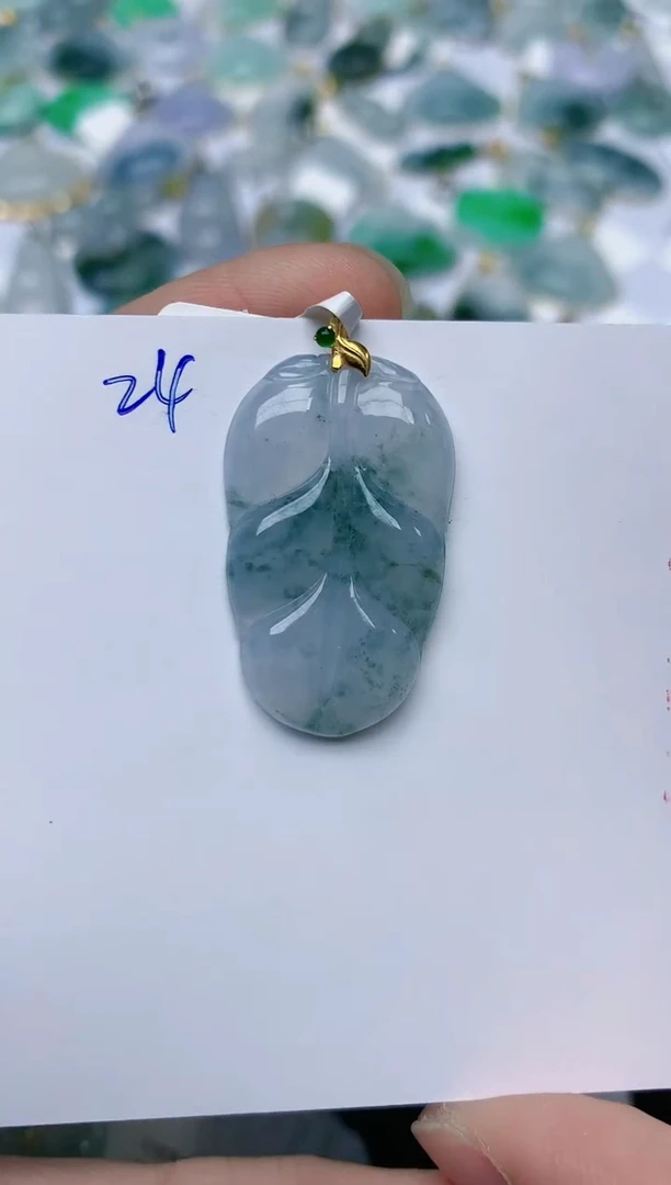 【闪购商品】翡翠颈饰18K金镶嵌天然翡翠A货    24
