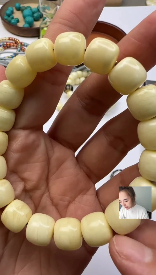 未镶嵌蜜蜡手串蜜蜡手串